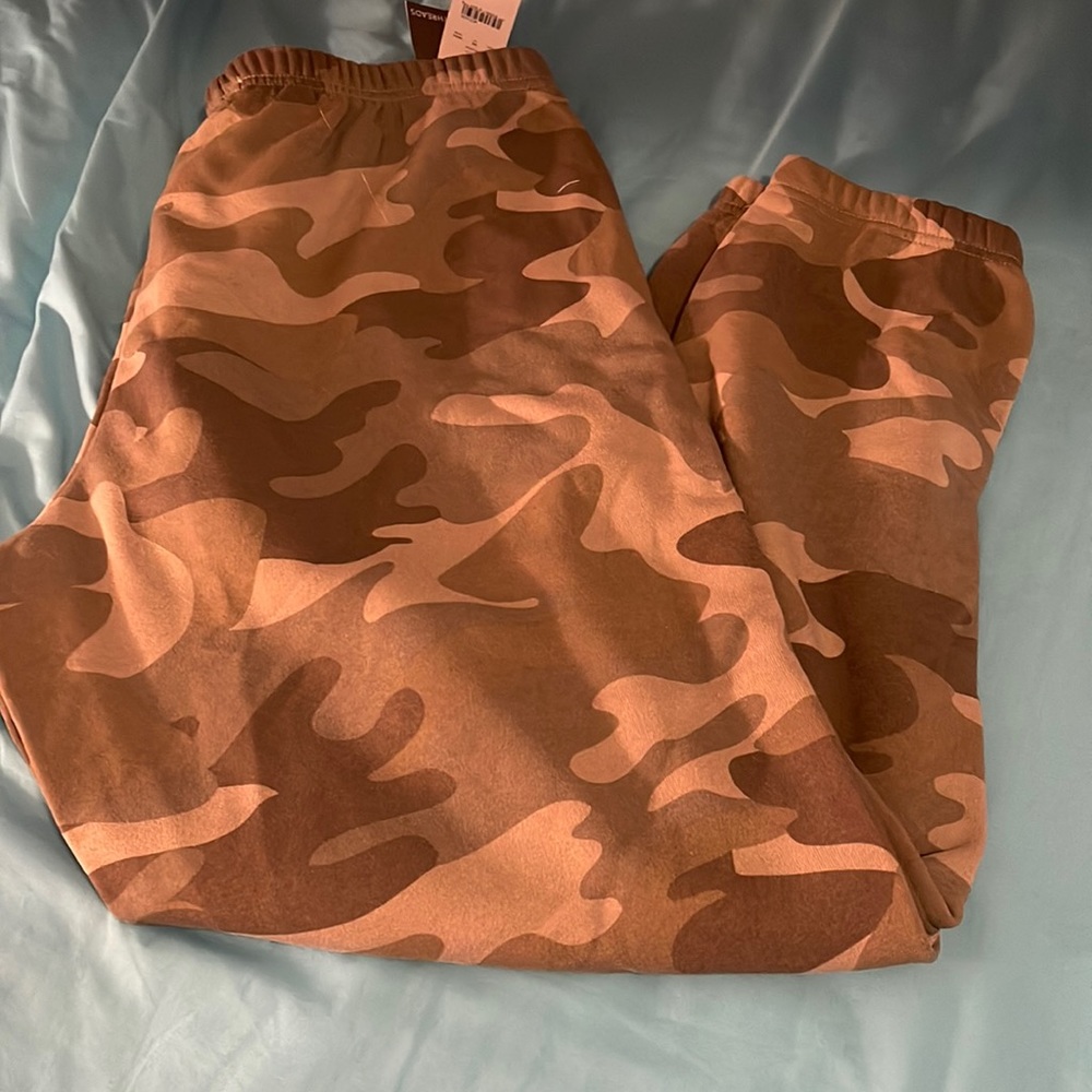 Camouflage sweatpants